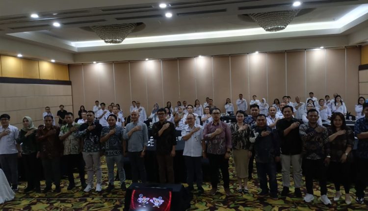 giat Pelatihan Jurnalistik kepada KPU Provinsi dan KPU Kabupaten/Kota dilaksanakan di salah satu hotel di Manado, Kamis (22/08/2024).